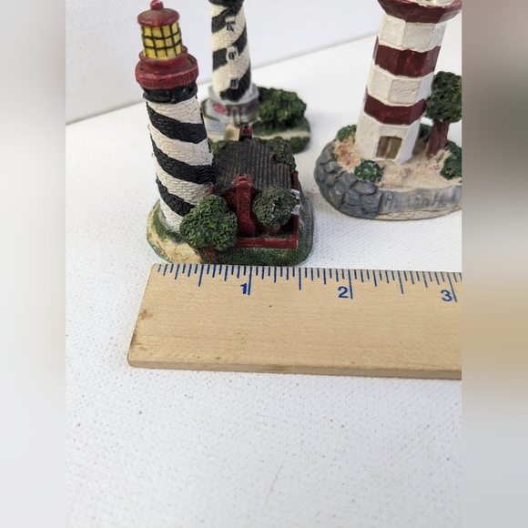 Lot of 3 Lighthouse Figurines 2"-3" Nautical Theme Decor C2 - Picture 7 of 8